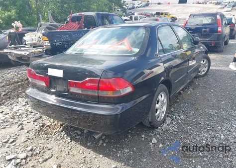2002 Honda Accord 2.3 Ex/2.3 Se из США, поврежденный, VIN 1HGCG66822A066895
